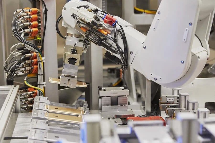 Endüstriyel Robot Kart Tamiri